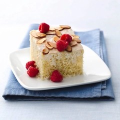 2x Betty Crocker Favorites SUPER MOIST Vanilla Cake Mix 13.25 oz Box – 2 PACK