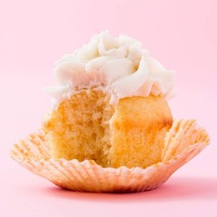 Organic Buttercream Frosting, Perfect for Icing and Decorating, VeganFriendly…