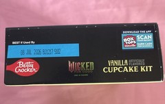 Wicked For Good – Two Betty Crocker Exclusive Cupcake Kits Mix To Reveal Color
