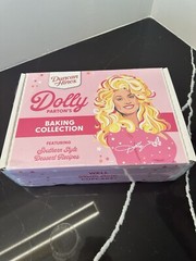 Unopened Dolly Parton Baking Collection – Duncan Hines 1st Edition – Sealed Rare