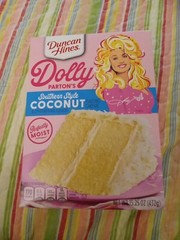 Duncan Hines ” Dolly Parton ” Southern Style COCONUT Cake Mix ~ 2 Boxes ~ 10/24