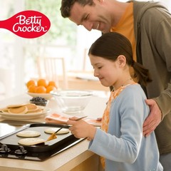 Betty Crocker Bisquick Pancake and Baking Mix, Original, Makes About 60 Pancakes