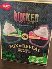 Betty Crocker Cupcake Kit Limited Edition Wicked Movie Cake Mix Reveal Mystery!
