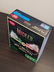 Betty Crocker Cupcake Kit Limited Edition Wicked Movie Cake Mix Reveal Mystery!